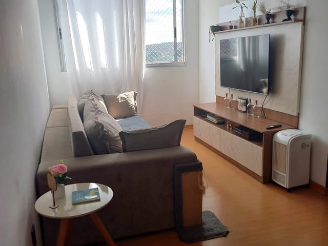 Apartamento 3 quartos e 2 banheiros, à venda, no bairro Cabral em Contagem