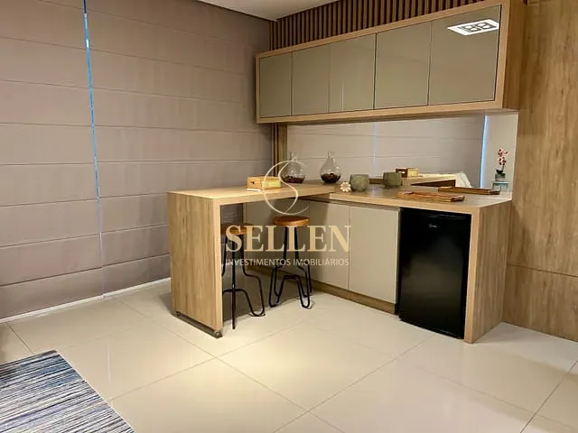 Apartamento 4 quartos e 5 banheiros, à venda, no bairro Pioneiros em Balneário Camboriú