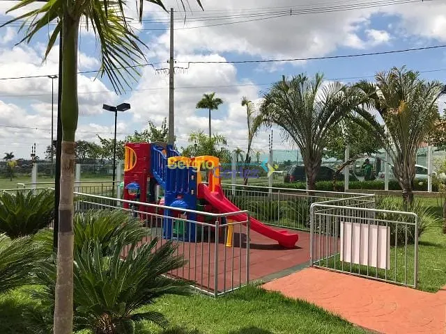 Apartamento com 65m² 2 quartos e 1 banheiro, à venda, no bairro Conjunto Habitacional Doutor Farid Libos em Londrina