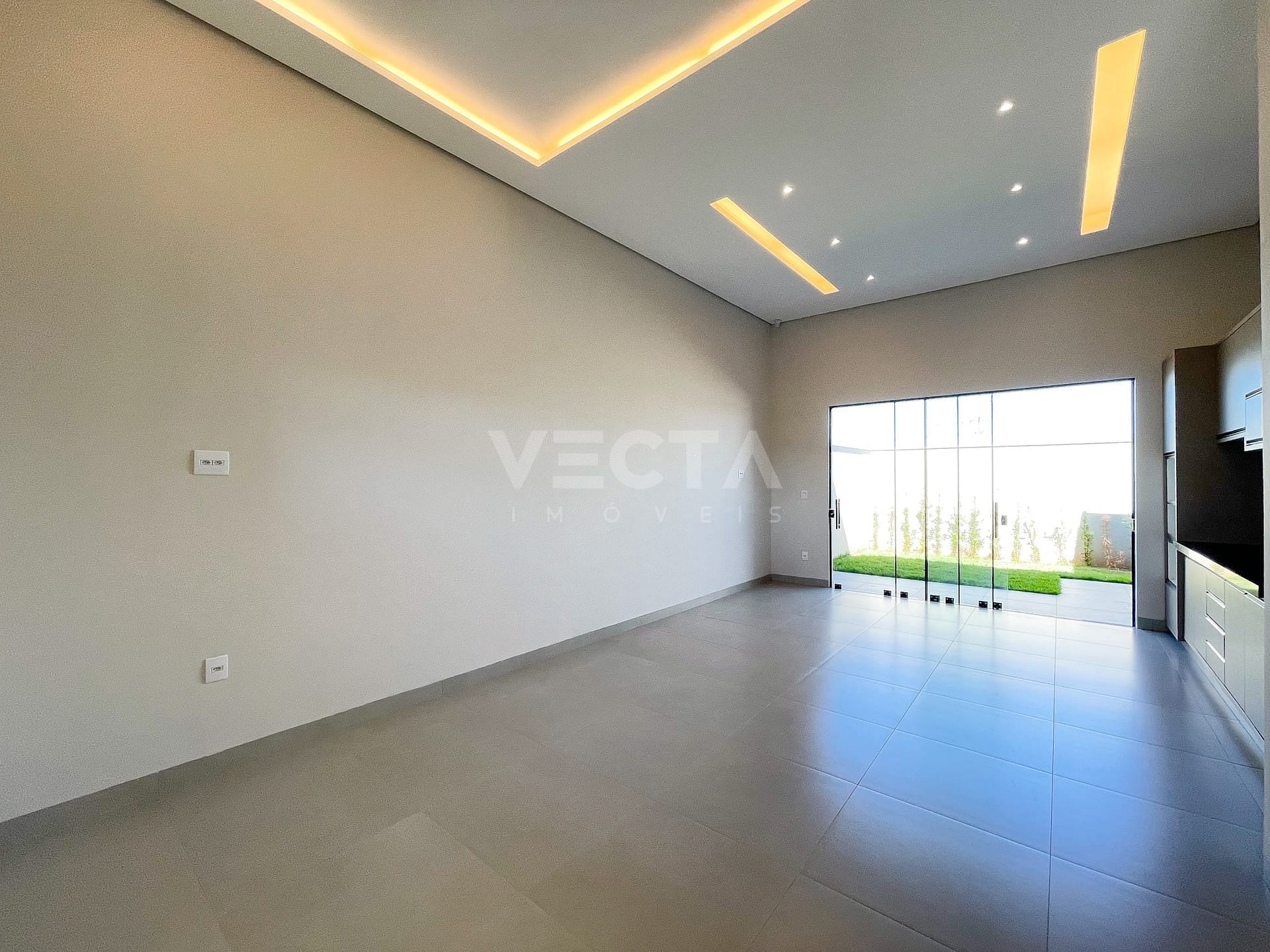 Casa à venda com 3 quartos, 120m² - Foto 4