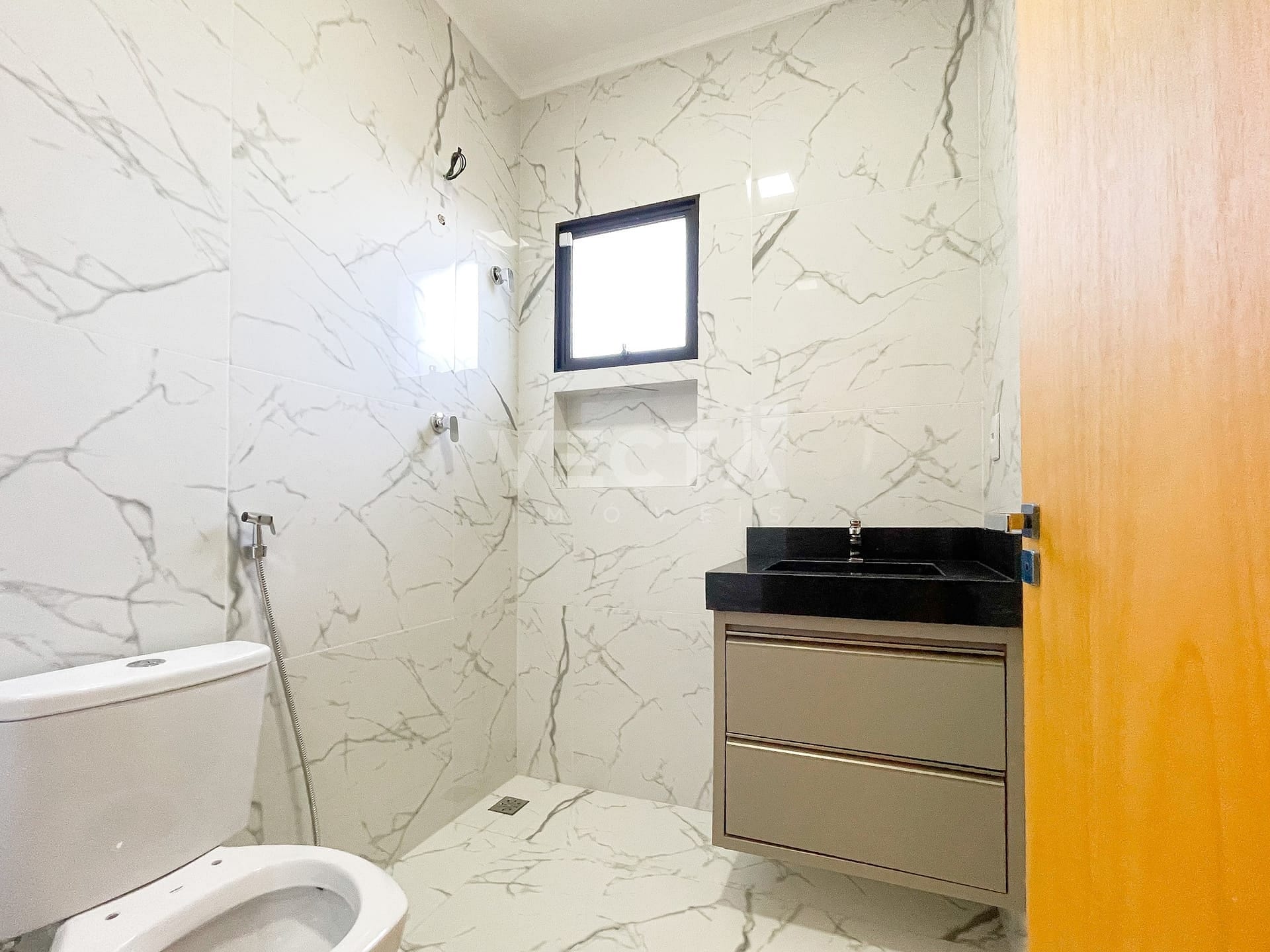 Casa à venda com 3 quartos, 120m² - Foto 11