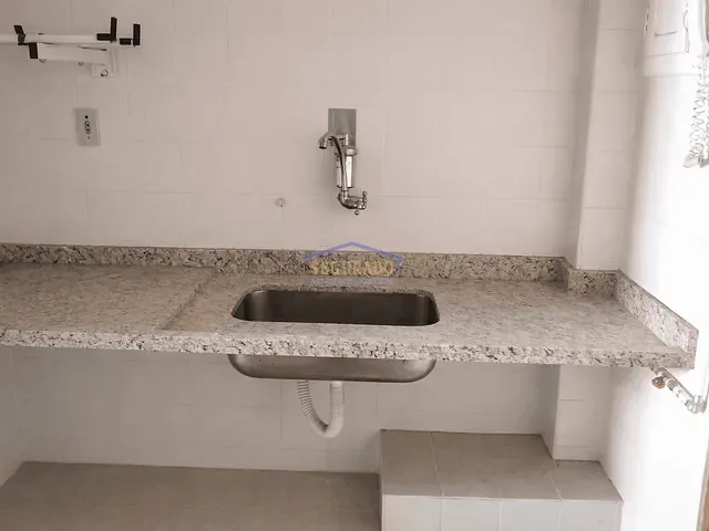 Apartamento com 50m² 1 quarto e 1 banheiro, à venda ou para alugar, no bairro Centro em Campinas