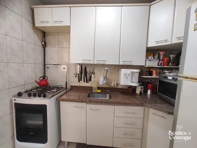 Apartamento 3 quartos e 1 banheiro, à venda, no bairro Jardim Tabaete em Maringá