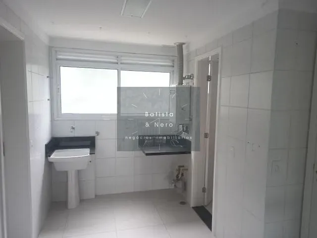Apartamento com 198m² 5 quartos e 5 banheiros, à venda, no bairro Vila Andrade em São Paulo