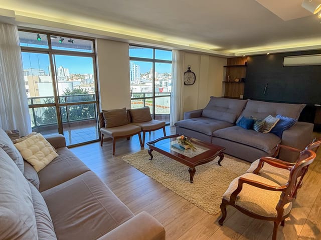 Foto do Apartamento - Apartamento à venda com 4 quartos, sendo 3 suites e uma contendo hidromassagem, no Centro de Xanxerê | CM Negócios imobiliários