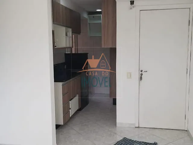 Apartamento 2 quartos e 1 banheiro, para alugar, no bairro Jardim Petrópolis em Cotia