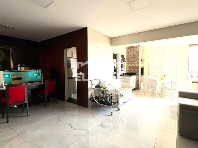 Apartamento com 254m² 4 quartos e 6 banheiros, à venda, no bairro Areão em Cuiabá