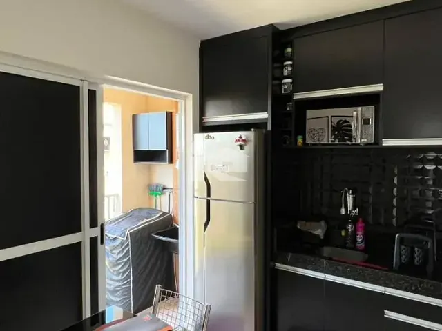 Apartamento 2 quartos e 1 banheiro, à venda, no bairro Centro em Rolândia