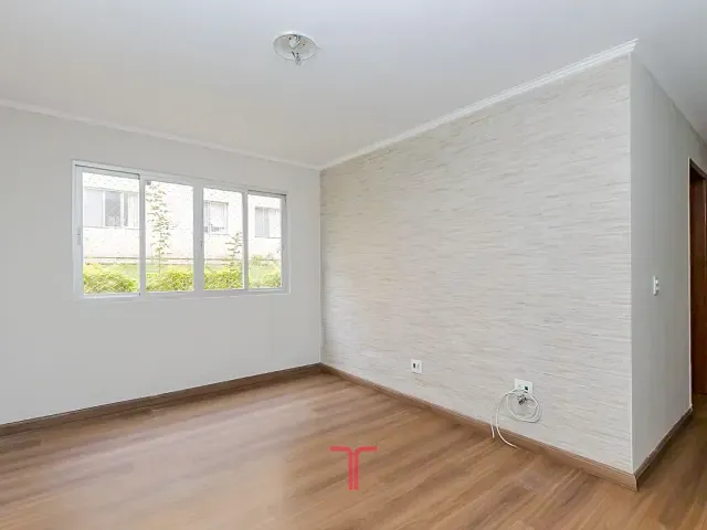 Apartamento 3 quartos e 1 banheiro, à venda, no bairro Campo Comprido em Curitiba