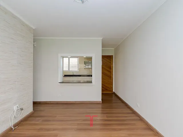 Apartamento 3 quartos e 1 banheiro, à venda, no bairro Campo Comprido em Curitiba