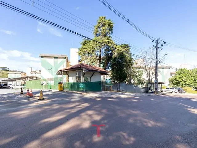 Apartamento 3 quartos e 1 banheiro, à venda, no bairro Campo Comprido em Curitiba