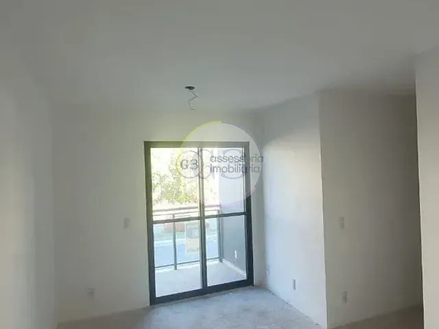 Apartamento 2 quartos e 1 banheiro, à venda, no bairro Três Vendas em Pelotas