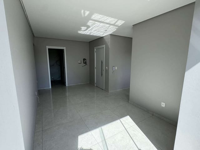 Apartamento com 55m² 2 quartos e 1 banheiro, para alugar, no bairro Sagrada Família em Nova Prata