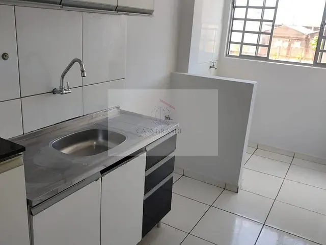 Apartamento 2 quartos e 1 banheiro, para alugar, no bairro Vila Oliveira em Rolândia