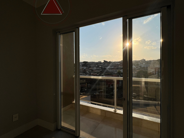 Apartamento com 140m² 3 quartos e 2 banheiros, à venda, no bairro Centro em Franca