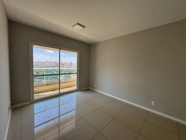 Apartamento com 10m² 4 quartos e 2 banheiros, à venda, no bairro Bela Suiça em Londrina