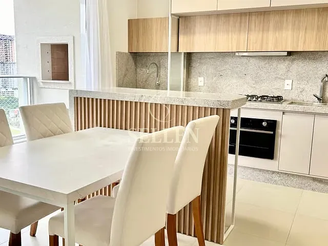 Apartamento 2 quartos e 2 banheiros, à venda, no bairro Praia Brava de Itajaí em Itajaí