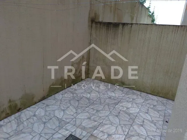 Apartamento 2 quartos e 1 banheiro, à venda, no bairro Tindiquera em Araucária