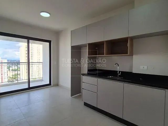 Apartamento com 48m² 2 quartos e 1 banheiro, para alugar, no bairro Portão em Curitiba