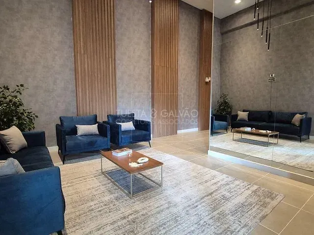 Apartamento com 48m² 2 quartos e 1 banheiro, para alugar, no bairro Portão em Curitiba