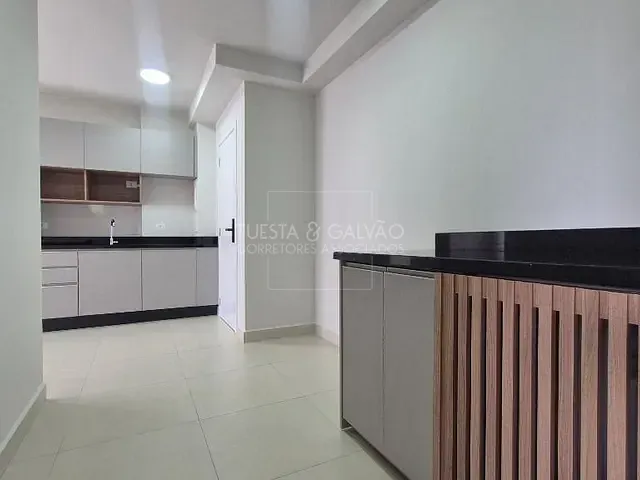 Apartamento com 48m² 2 quartos e 1 banheiro, para alugar, no bairro Portão em Curitiba