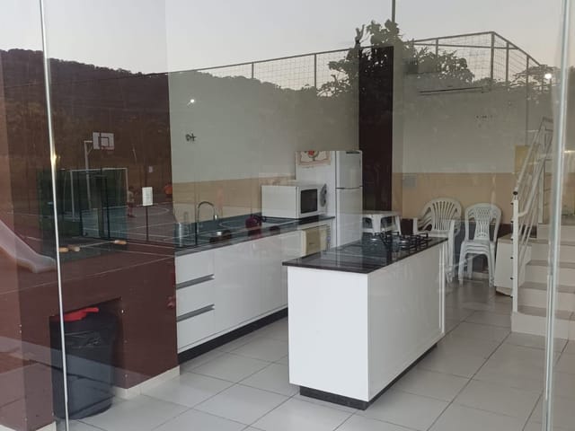 Apartamento 2 quartos e 1 banheiro, à venda, no bairro Espinheiros em Itajaí
