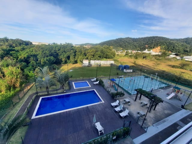 Apartamento 2 quartos e 1 banheiro, à venda, no bairro Espinheiros em Itajaí