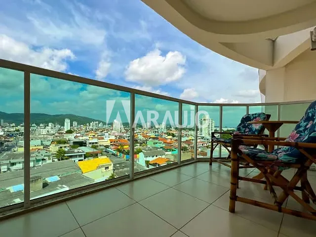 Apartamento com 146m² 3 quartos e 2 banheiros, à venda, no bairro São Judas em Itajaí