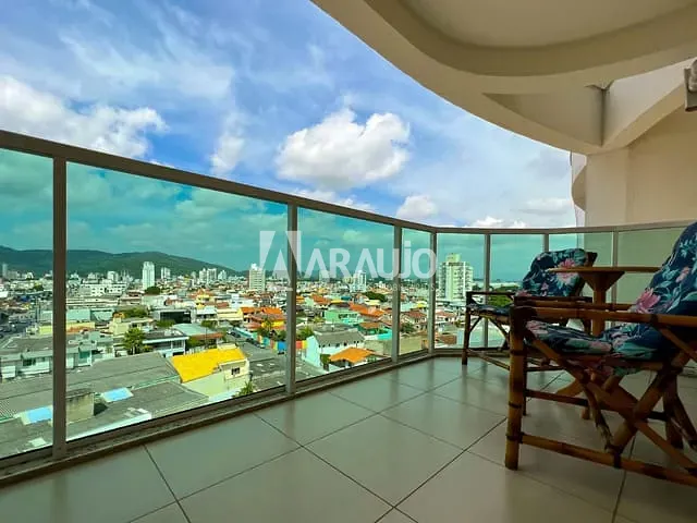 Apartamento com 146m² 3 quartos e 2 banheiros, à venda, no bairro São Judas em Itajaí
