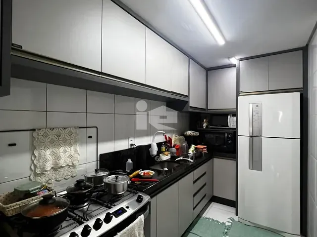 Apartamento 3 quartos e 2 banheiros, à venda, no bairro Centro em Rolândia