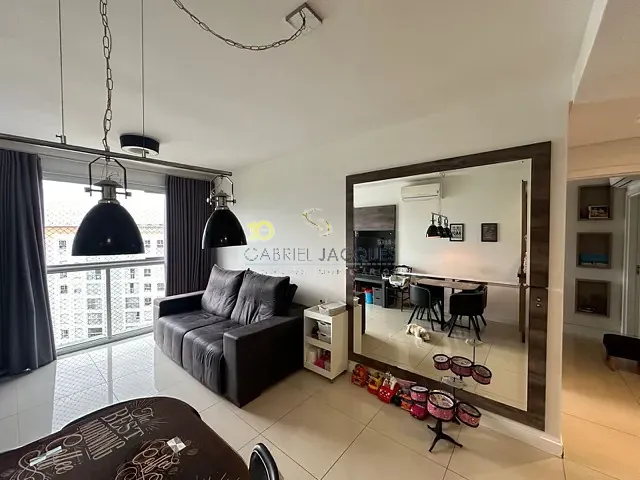 Apartamento 2 quartos e 2 banheiros, à venda, no bairro Pedra Branca em Palhoça