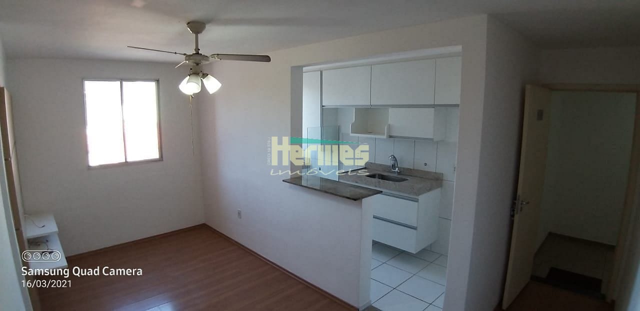 Apartamento à venda com 3 quartos, 65m² - Foto 2