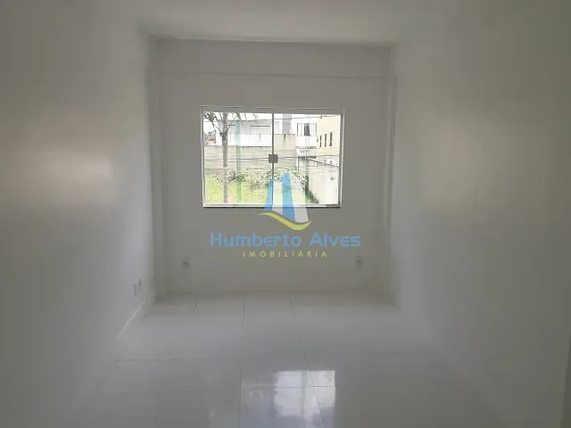 Apartamento 3 quartos e 1 banheiro, para alugar, no bairro Candeias em Vitória da Conquista