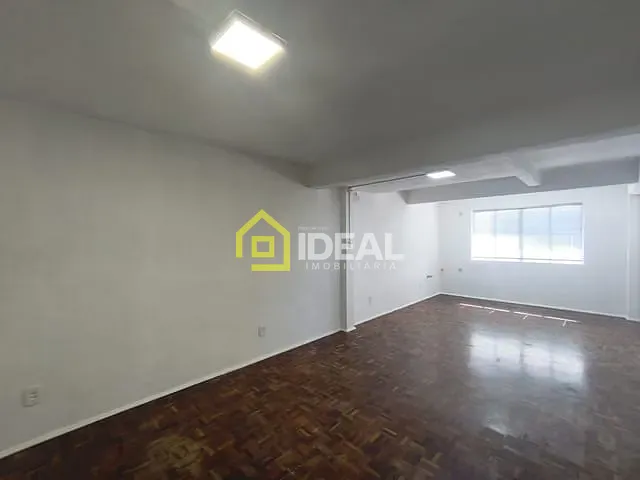 Apartamento 1 quarto e 1 banheiro, para alugar, no bairro Centro em Concórdia