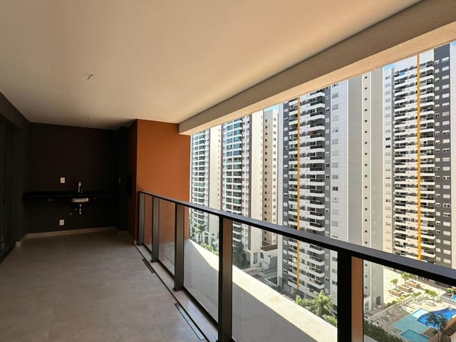 Apartamento com 238m² 3 quartos e 4 banheiros, à venda, no bairro Gleba Fazenda Palhano em Londrina