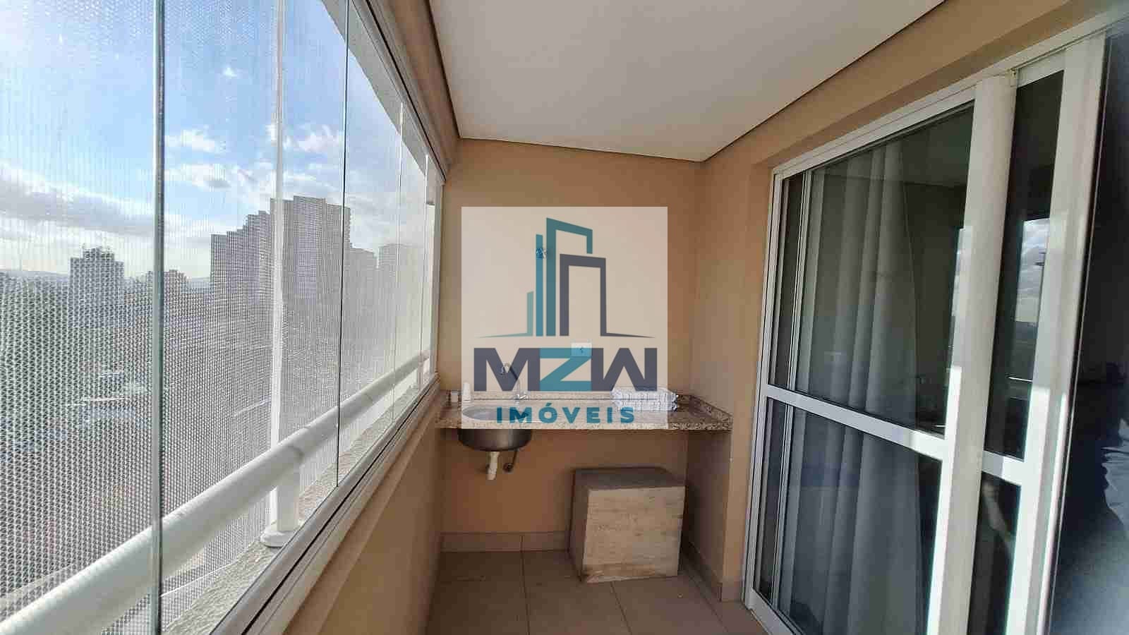 Apartamento para alugar com 2 quartos, 65m² - Foto 21