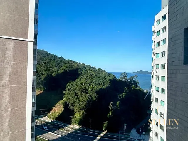 Apartamento 4 quartos e 4 banheiros, para alugar, no bairro Pioneiros em Balneário Camboriú