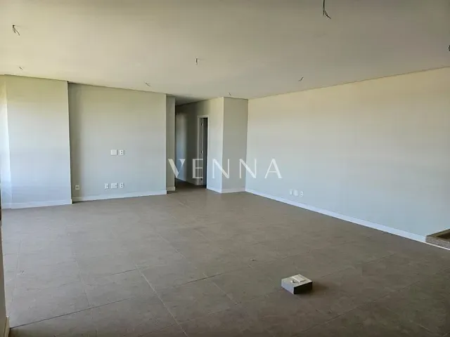 Apartamento com 136m² 3 quartos e 3 banheiros, à venda, no bairro Gleba Fazenda Palhano em Londrina
