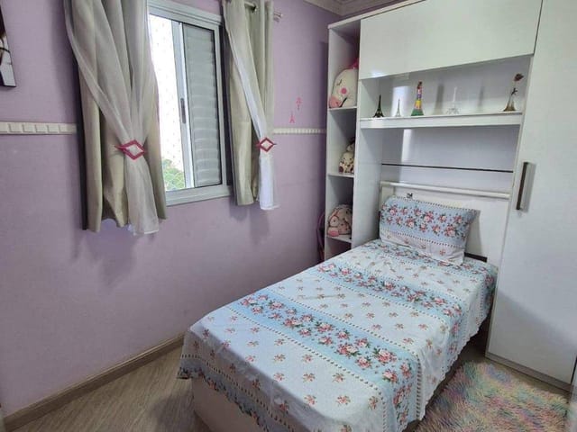 Apartamento com 72m² 3 quartos e 1 banheiro, à venda, no bairro Parque São Jorge em São Paulo