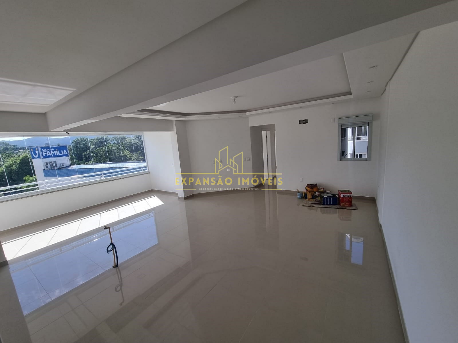 Apartamento à venda com 3 quartos, 105m² - Foto 5