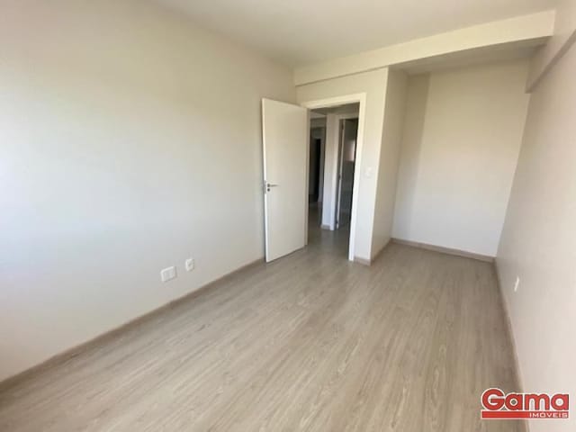 Apartamento 1 quarto e 1 banheiro, para alugar, no bairro Centro em Nova Prata