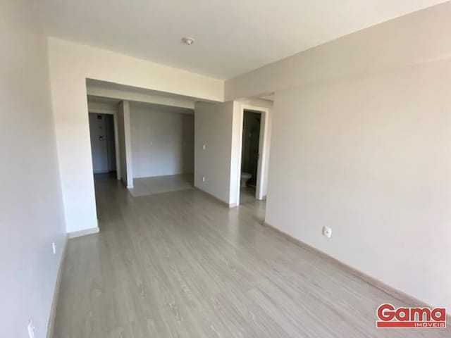 Apartamento 1 quarto e 1 banheiro, para alugar, no bairro Centro em Nova Prata