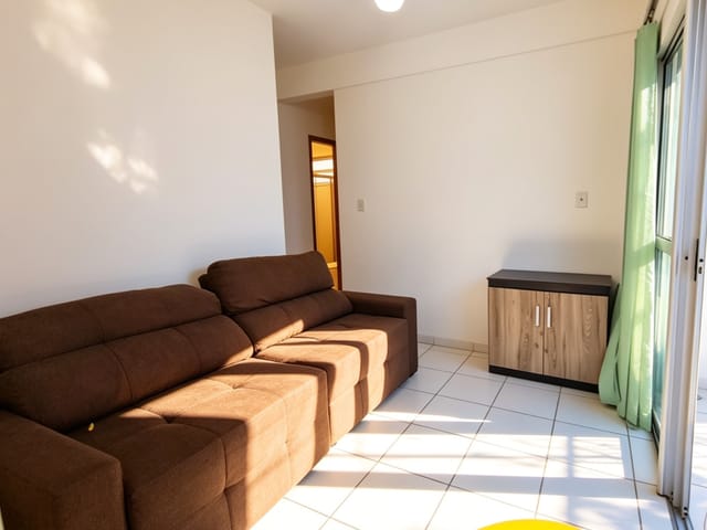 Apartamento 2 quartos e 2 banheiros, para alugar, no bairro Vila Laura em Salvador