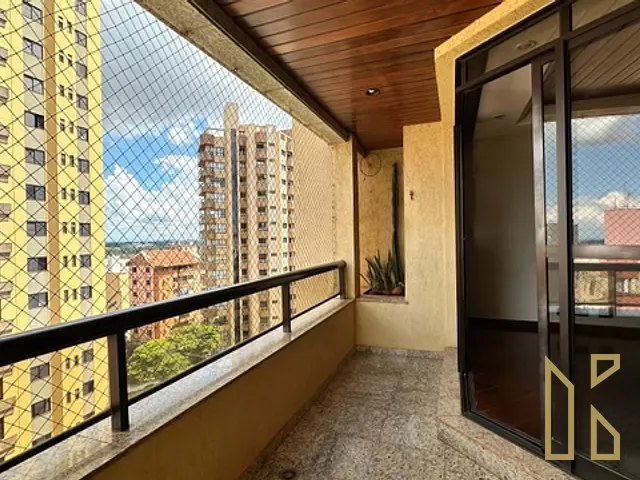 Apartamento com 220m² 3 quartos e 4 banheiros, à venda, no bairro Vila Fujita em Londrina