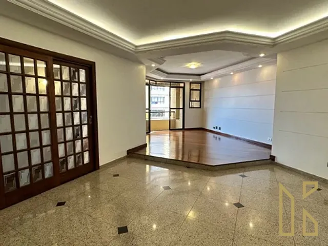 Apartamento com 220m² 3 quartos e 4 banheiros, à venda, no bairro Vila Fujita em Londrina