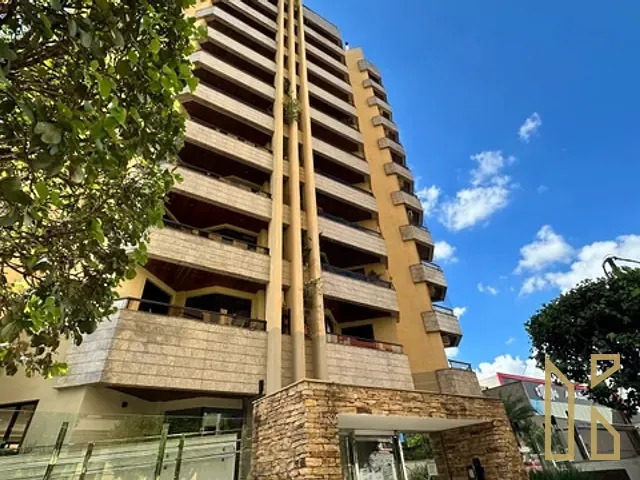 Apartamento com 220m² 3 quartos e 4 banheiros, à venda, no bairro Vila Fujita em Londrina