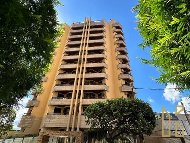 Apartamento com 220m² 3 quartos e 4 banheiros, à venda, no bairro Vila Fujita em Londrina