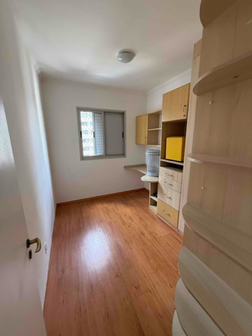 Apartamento com 65m² 2 quartos e 1 banheiro, para alugar, no bairro Santa Cecília em Alameda Barros
