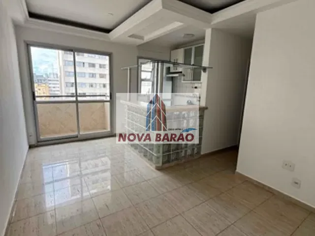 Apartamento com 65m² 2 quartos e 1 banheiro, para alugar, no bairro Santa Cecília em Alameda Barros