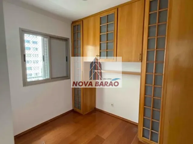 Apartamento com 65m² 2 quartos e 1 banheiro, para alugar, no bairro Santa Cecília em Alameda Barros